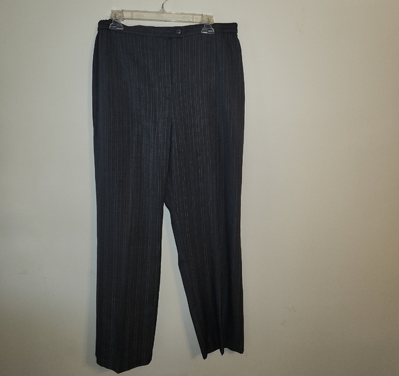 Sag Harbor Gray Pinstripe Dress Pants - Picture 1 of 7